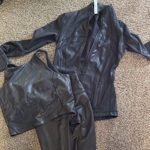 Lululemon set define jacket and alin top foil 2 pieces